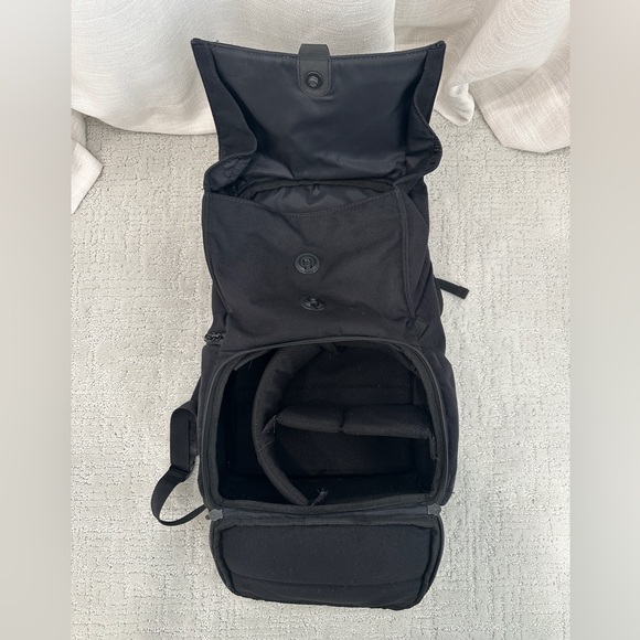 Brevité Runner Camera  Backpack - Picture 5 of 5